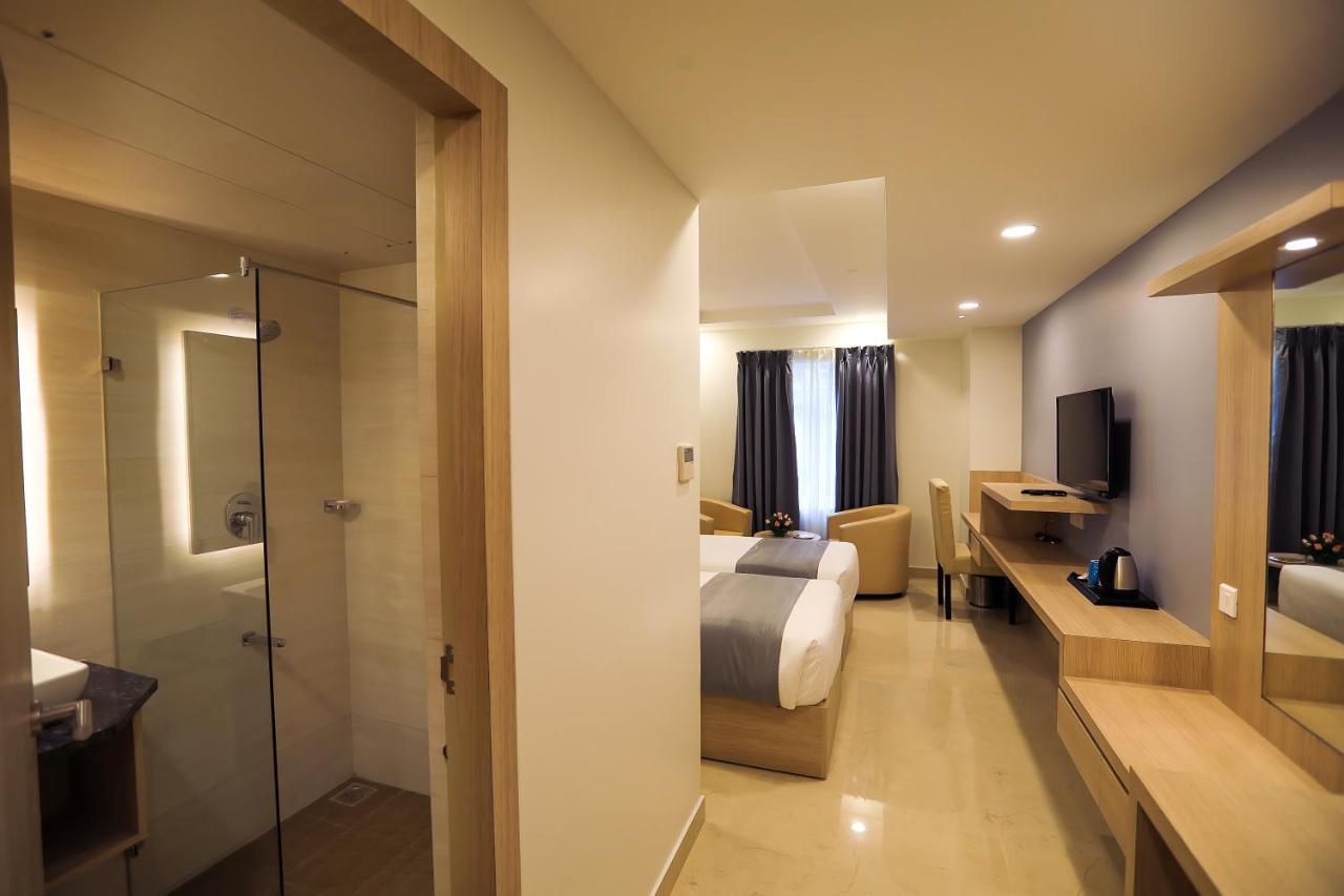 Pp Residency Hotel Covelong Buitenkant foto